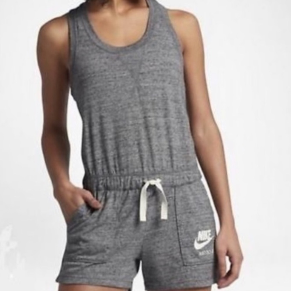 Nike romper